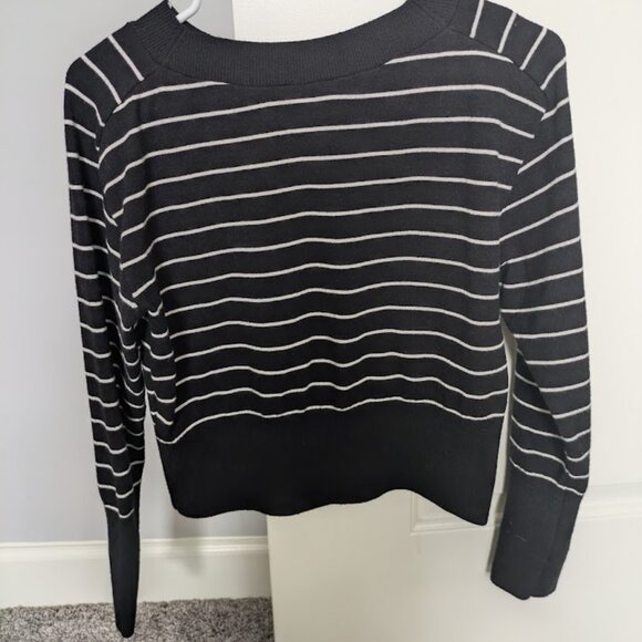 Philosophy womens black striped lightweight long sleeve sweater size S - Picture 3 of 3